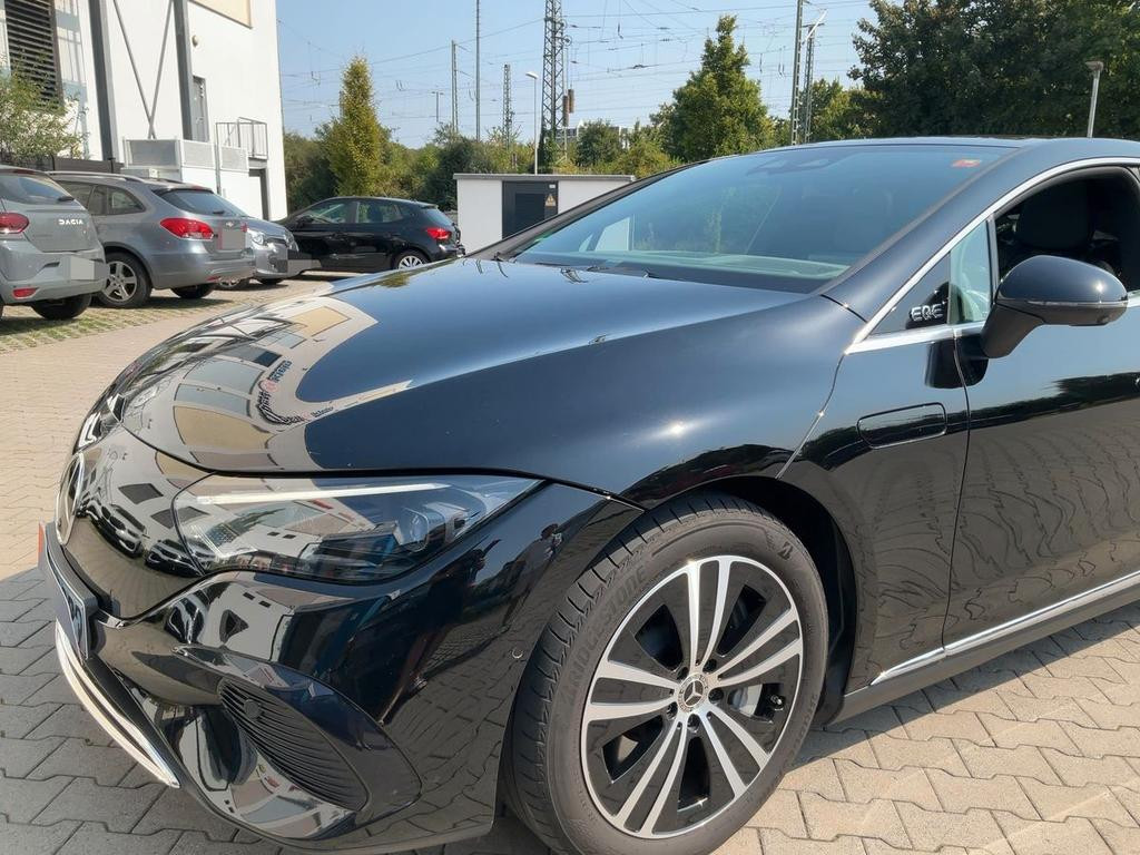 Mercedes-Benz EQE