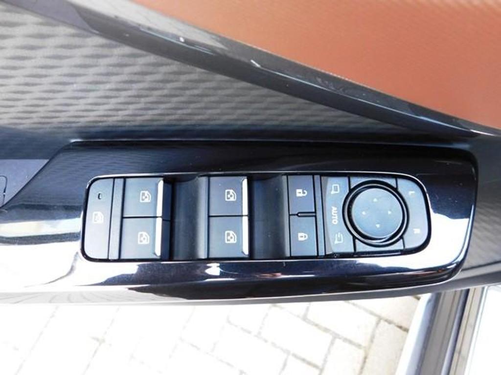 Suzuki e Vitara