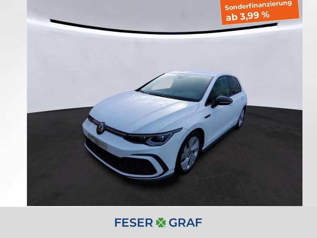 Volkswagen Golf 2024 Benzine