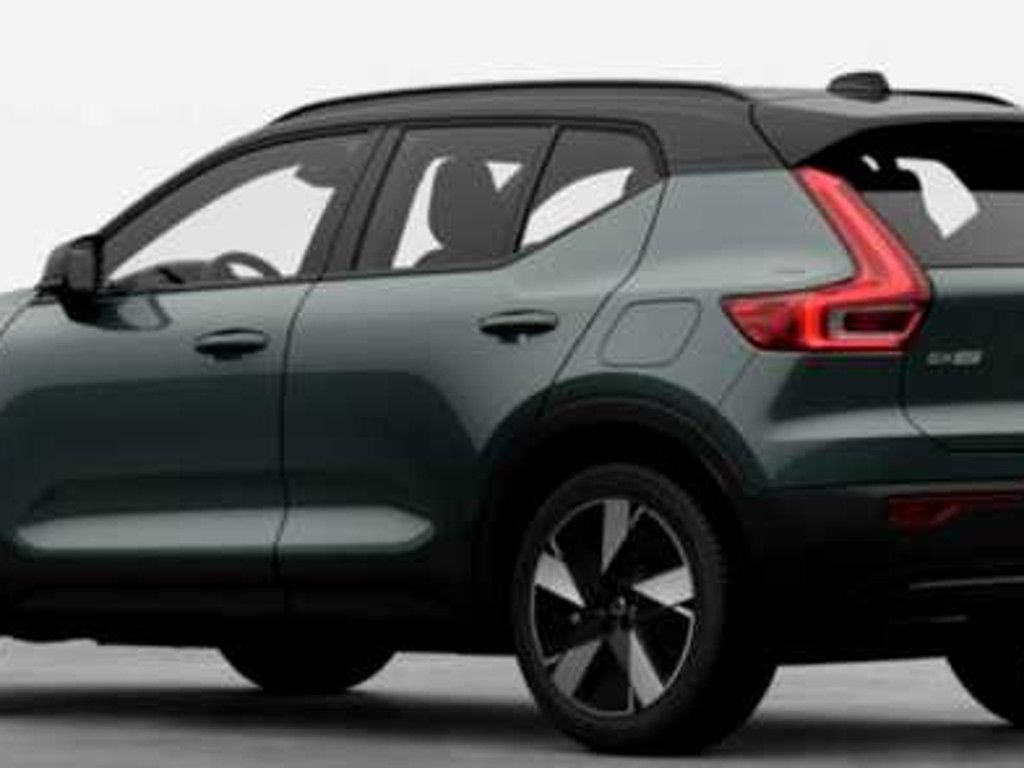 Volvo EX40