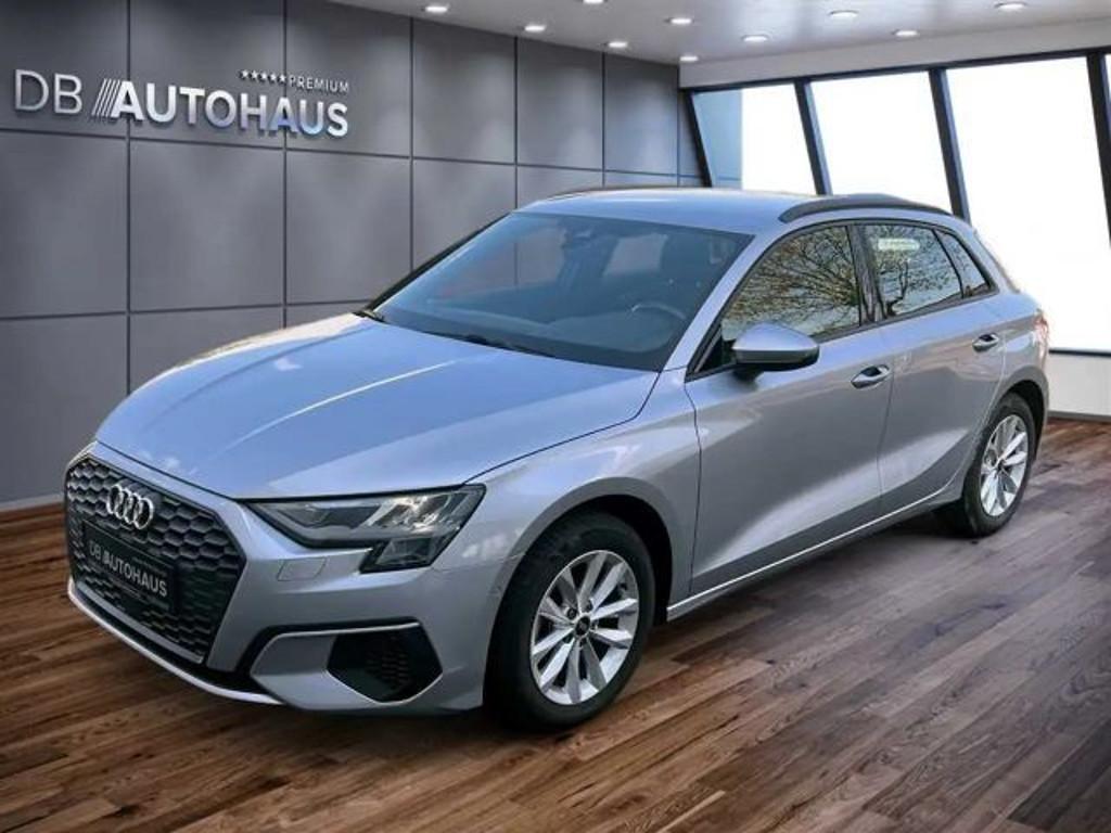 Audi A3 2023 Benzine