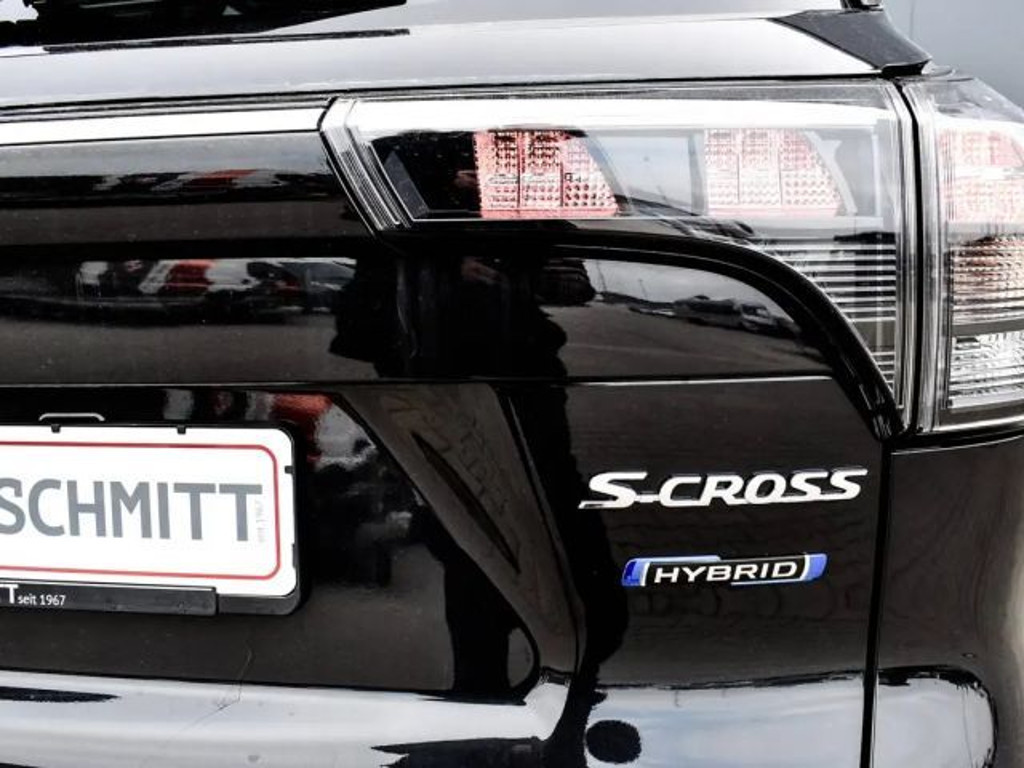 Suzuki S-Cross