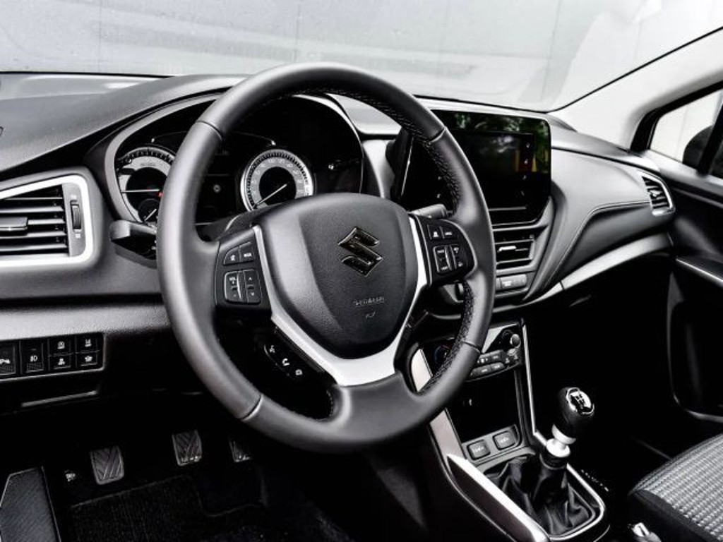 Suzuki S-Cross