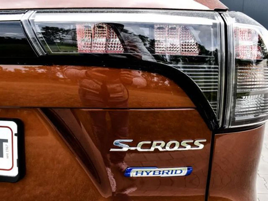 Suzuki S-Cross