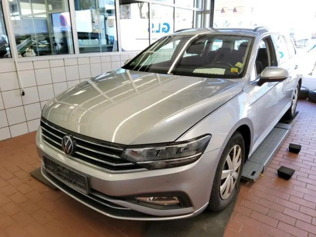 Volkswagen Passat 2023 Diesel