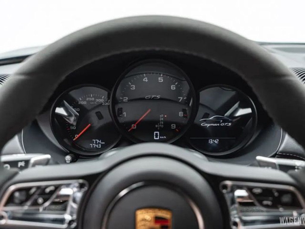 Porsche Cayman