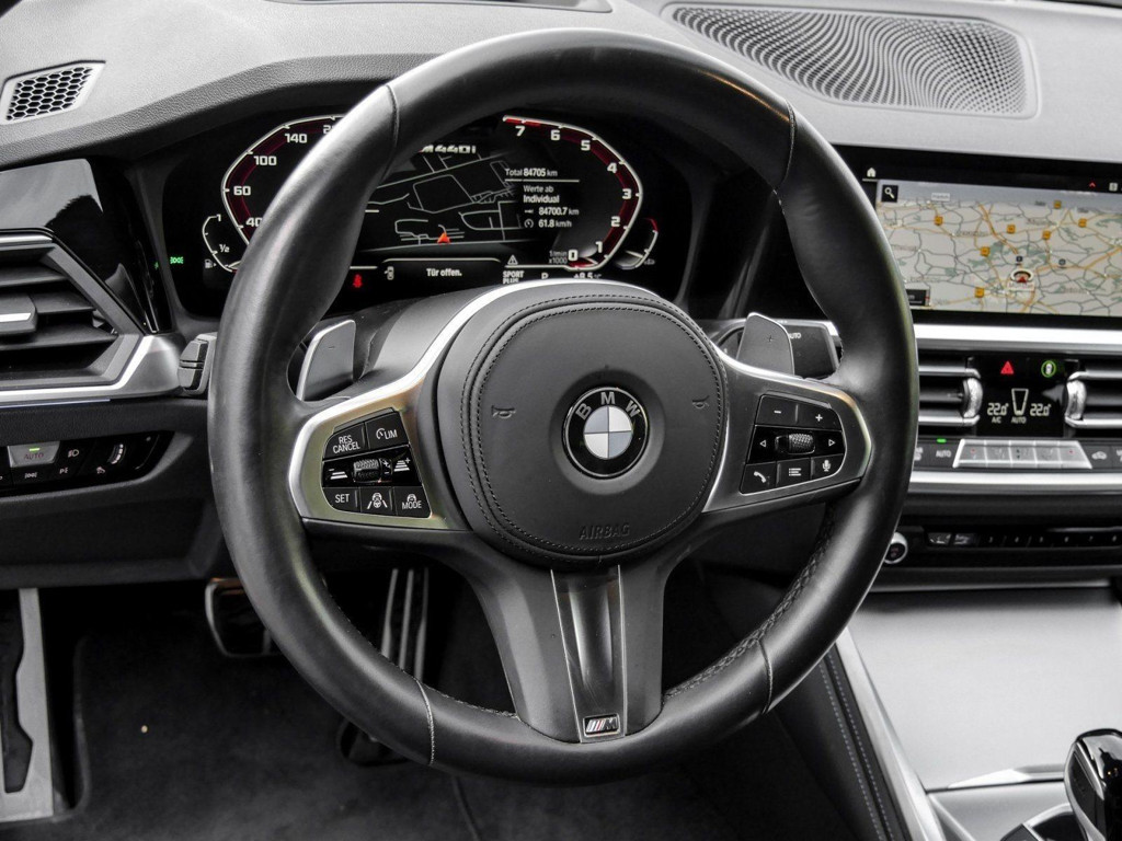 BMW M440