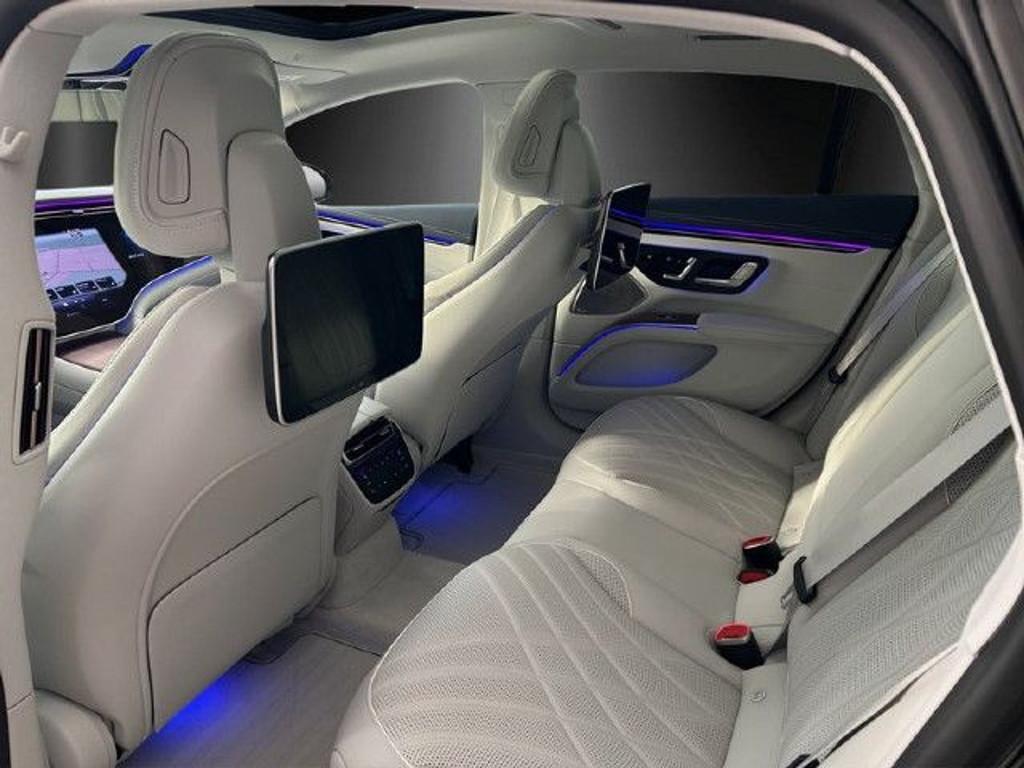 Mercedes-Benz EQS