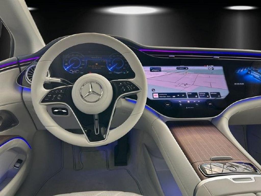 Mercedes-Benz EQS