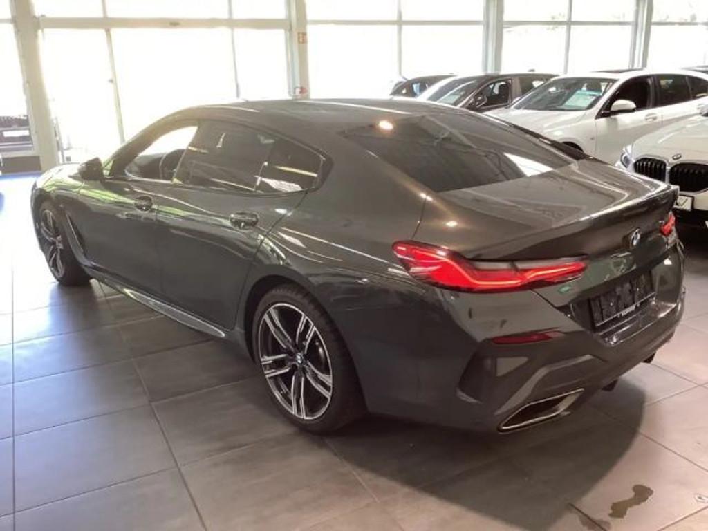 BMW M850