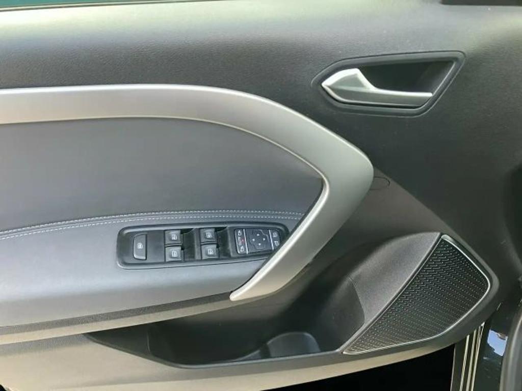 Mercedes-Benz T 180