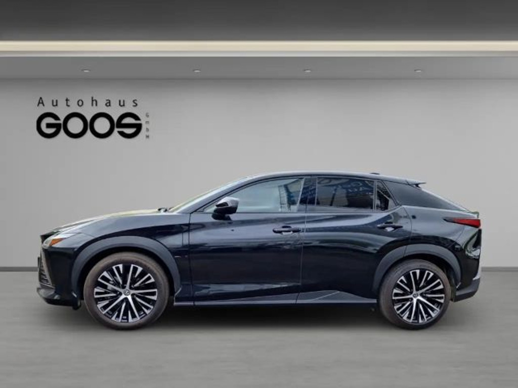Lexus RZ