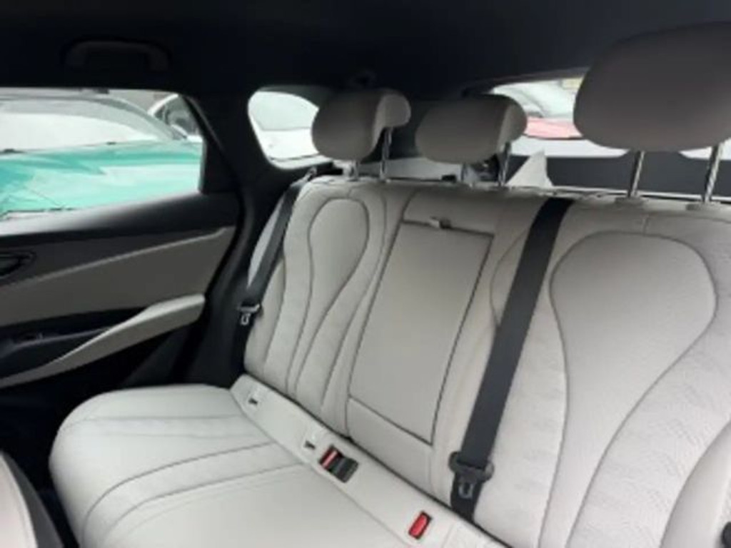 BYD Seal