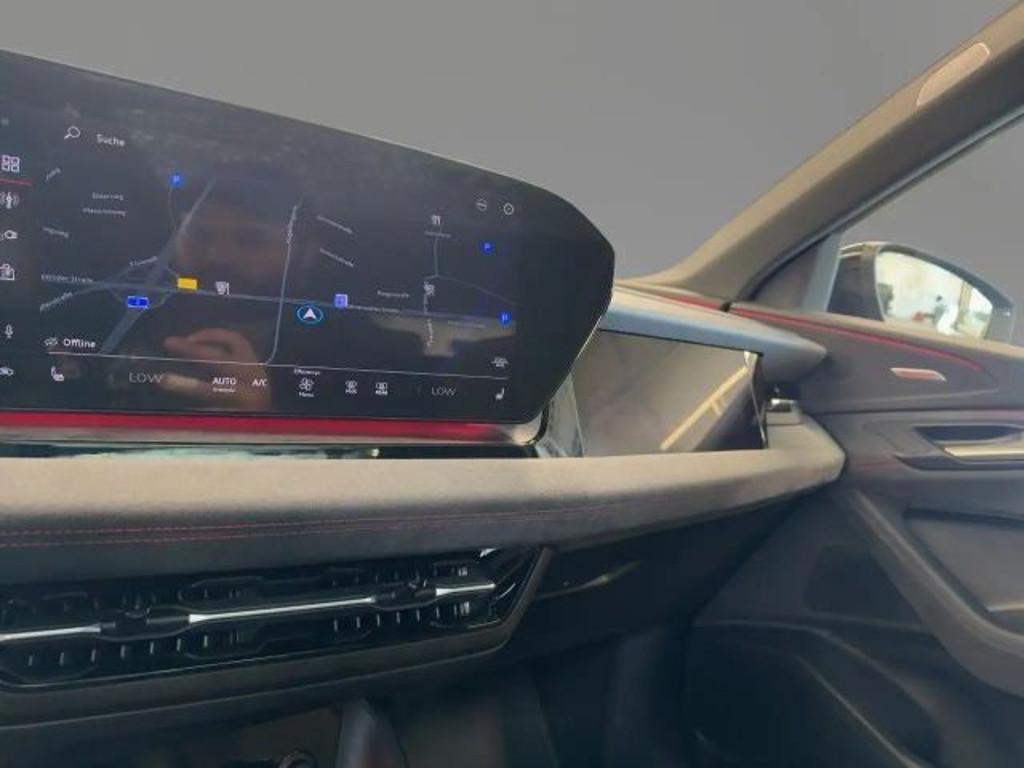 Audi SQ6 e-tron