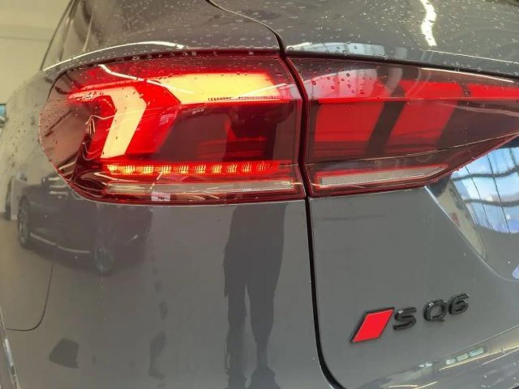Audi SQ6 e-tron