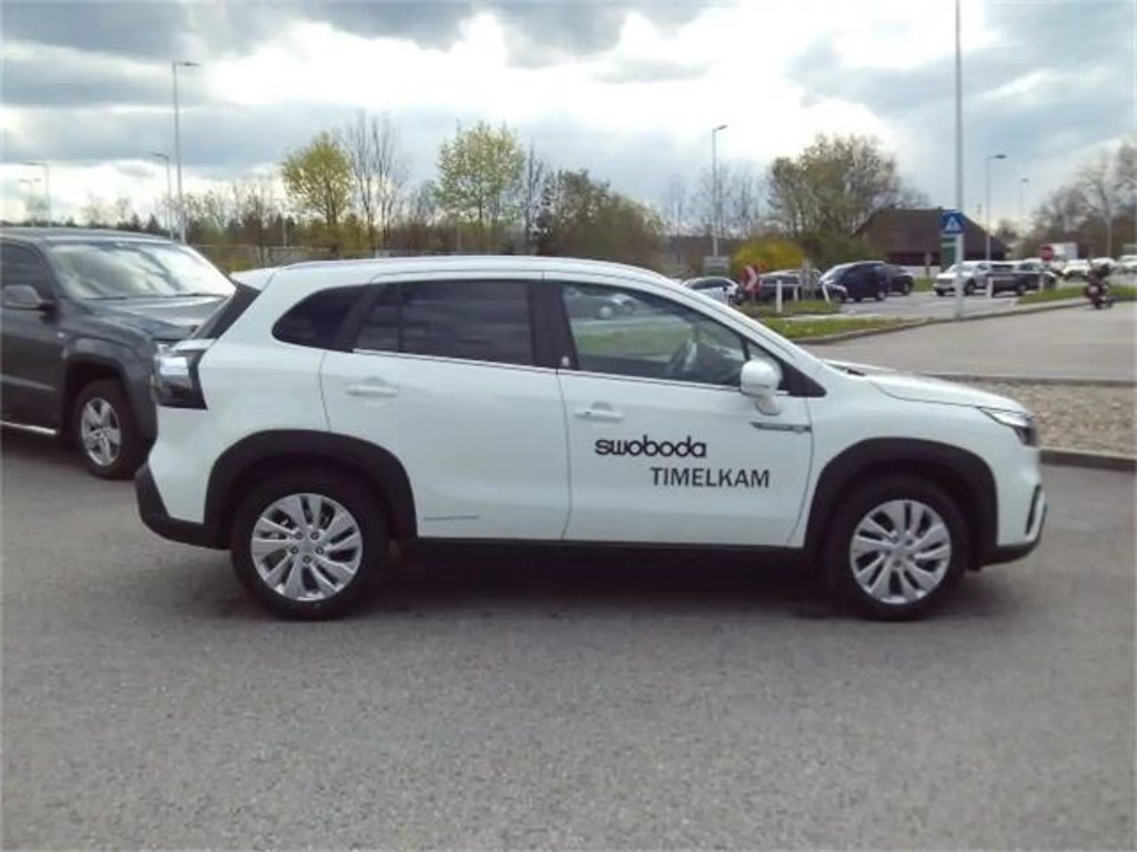 Suzuki S-Cross