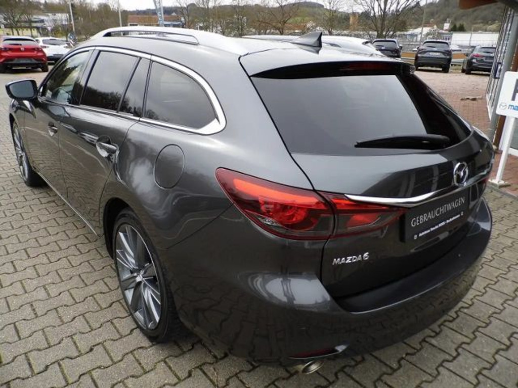 Mazda 6