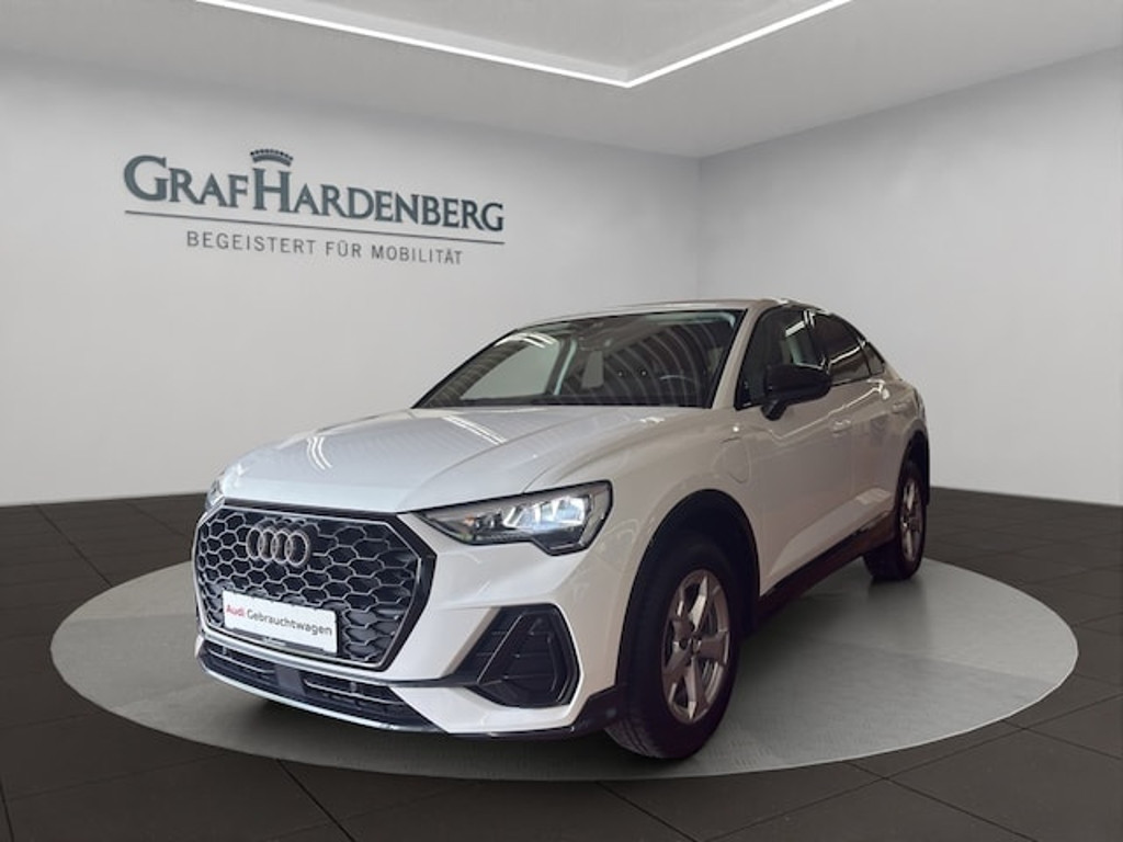 Audi Q3 2022 Hybride Benzine