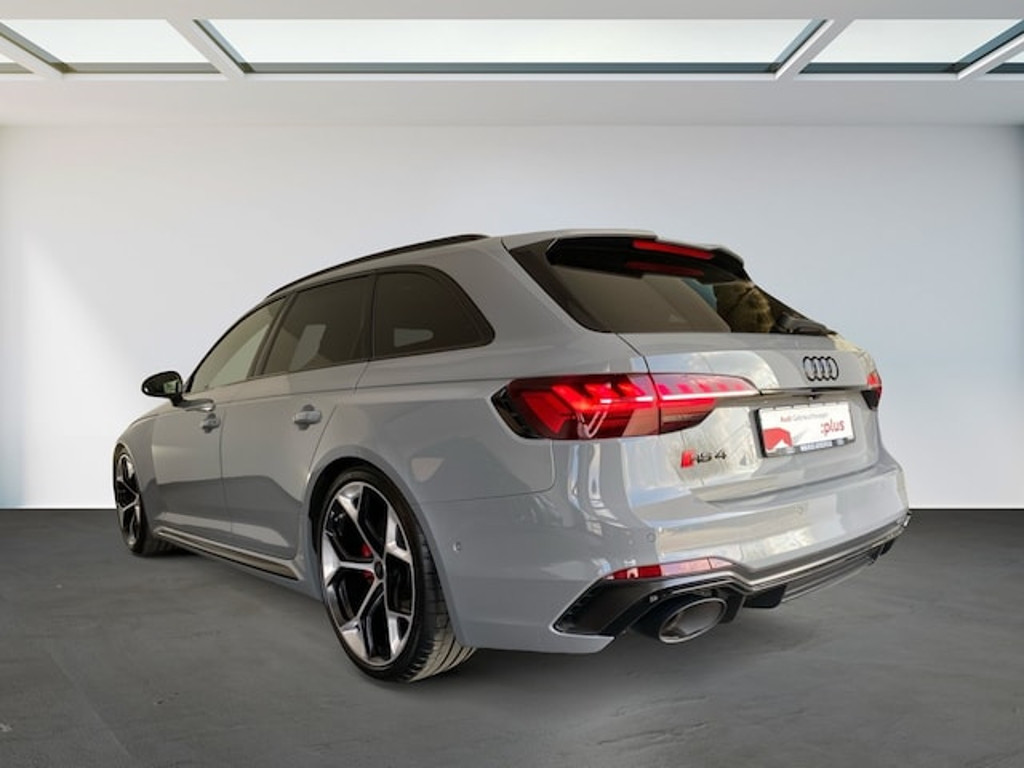 Audi RS4
