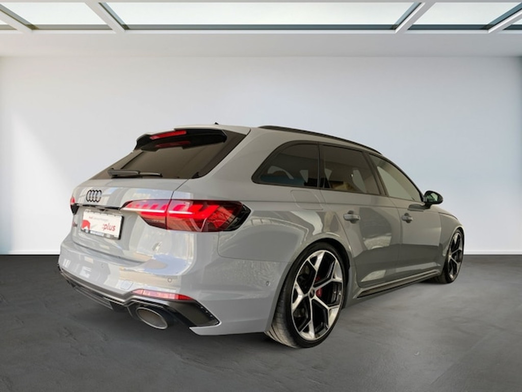 Audi RS4