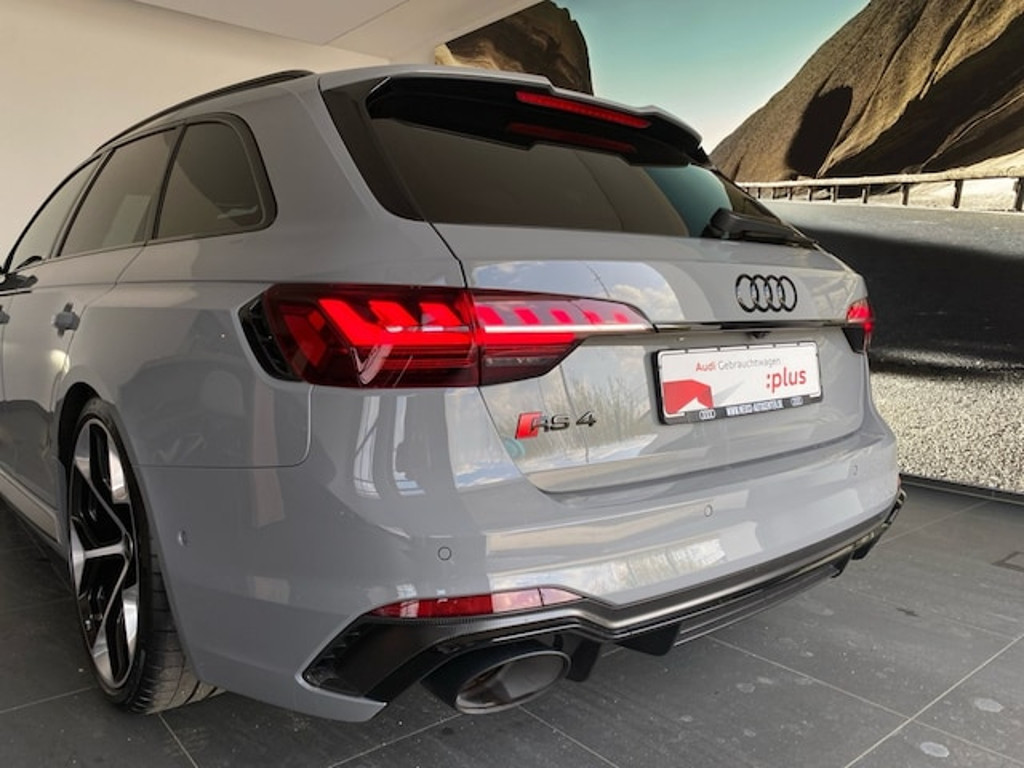 Audi RS4