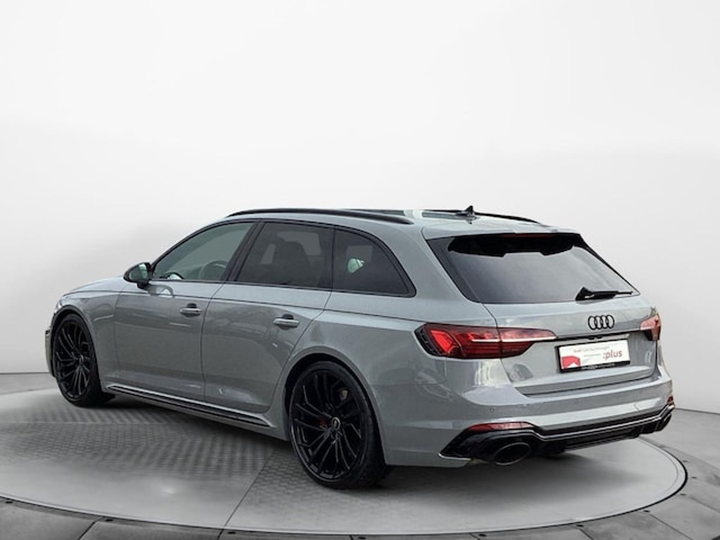 Audi RS4