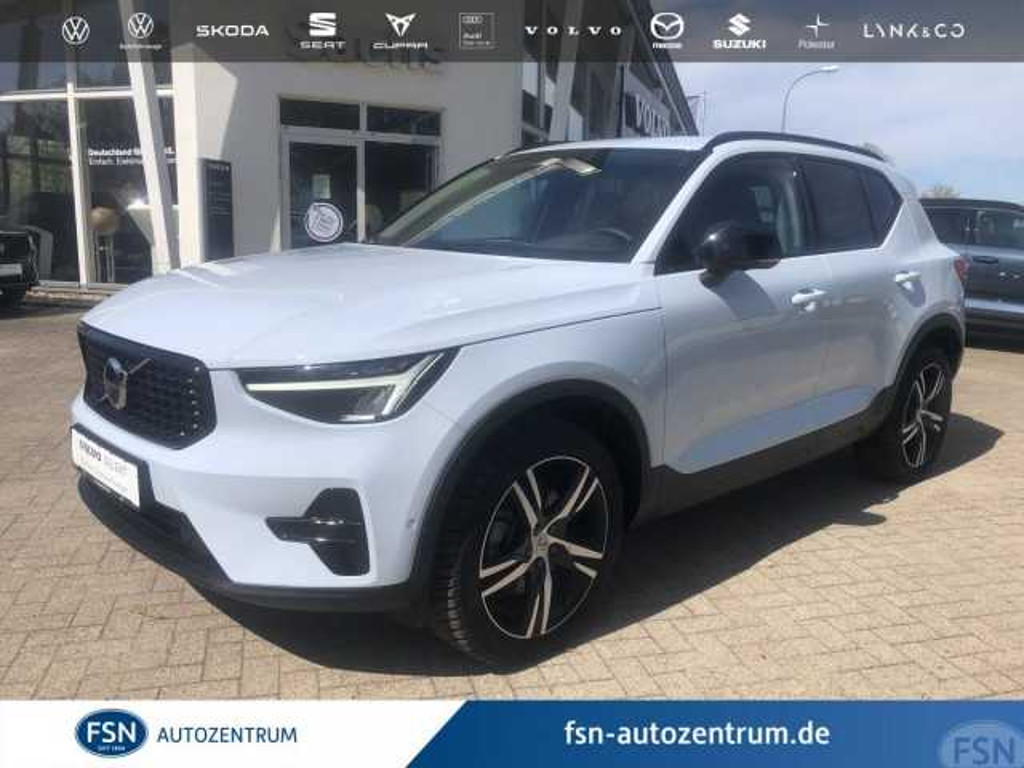 Volvo XC40 2025 Benzine