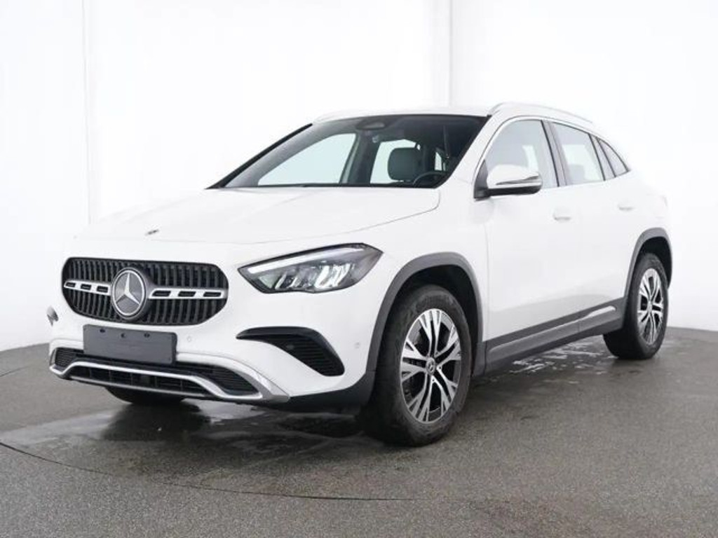 Mercedes-Benz GLA-Klasse 2024 Benzine