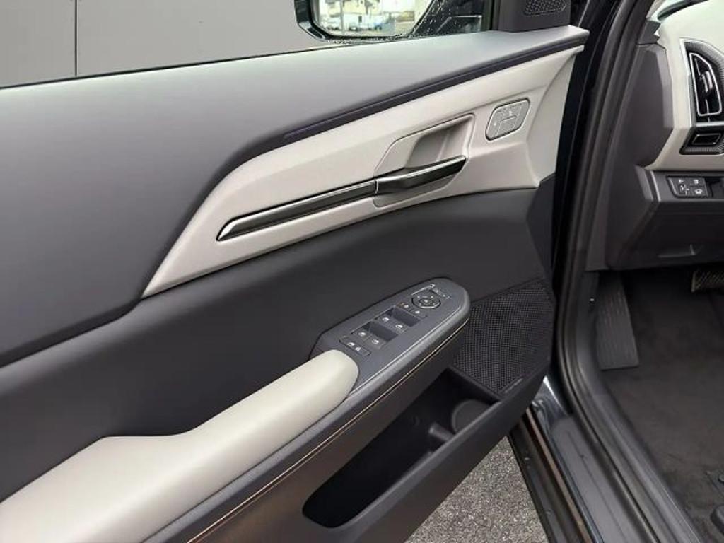 Kia EV5