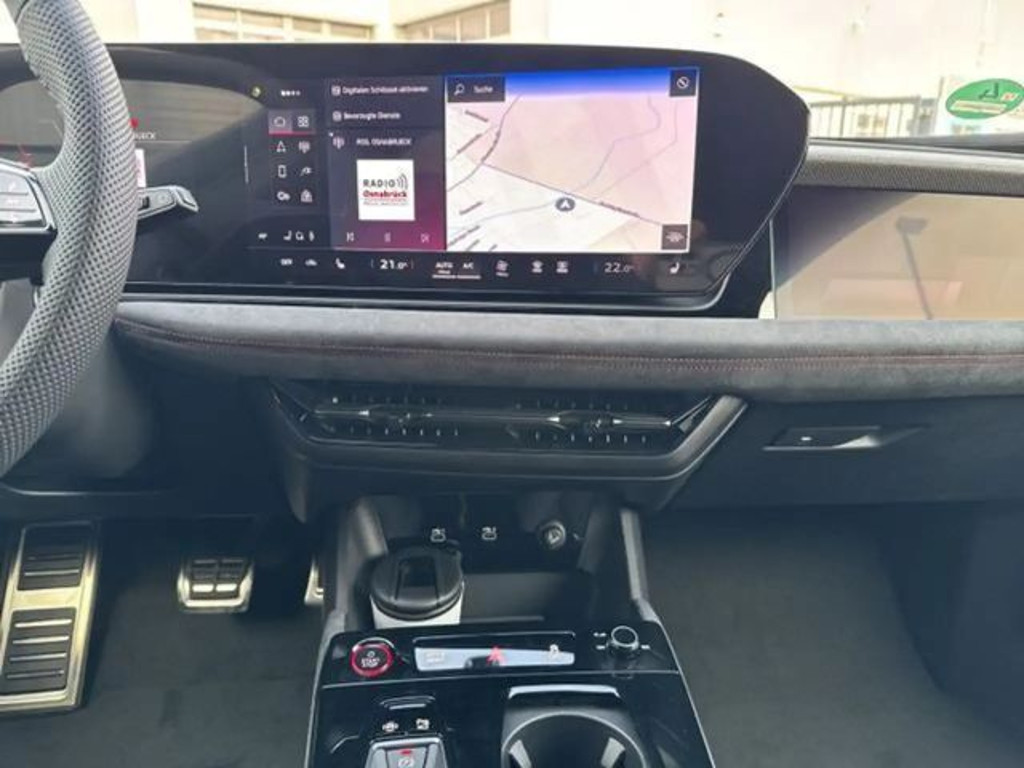 Audi S6 e-tron