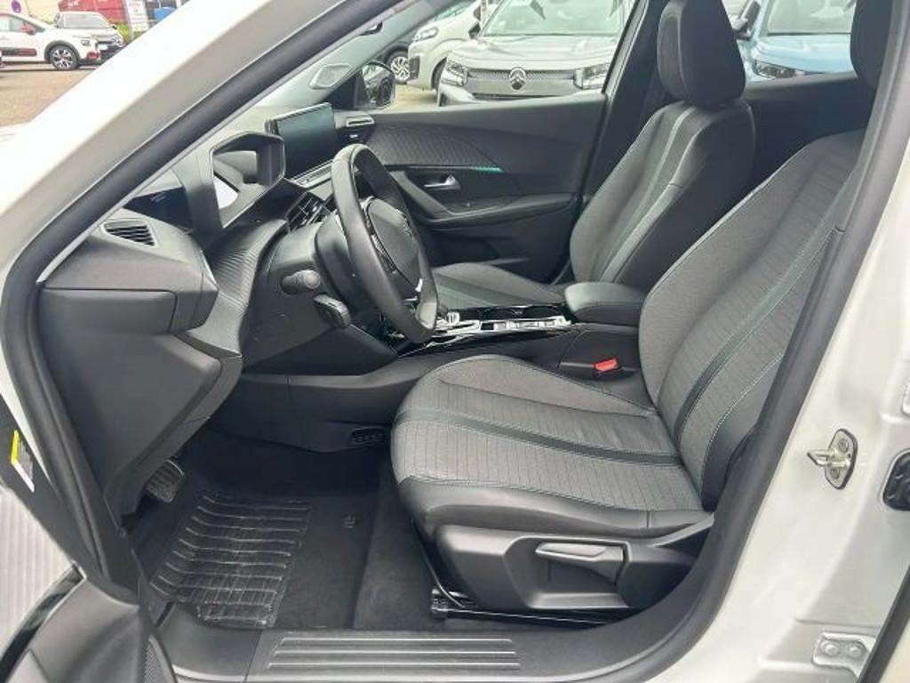 Peugeot e-2008