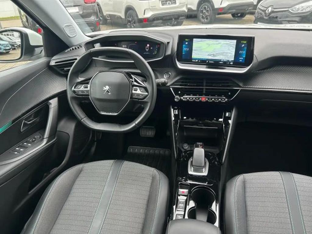 Peugeot e-2008