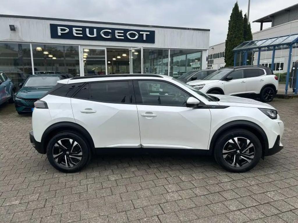 Peugeot e-2008