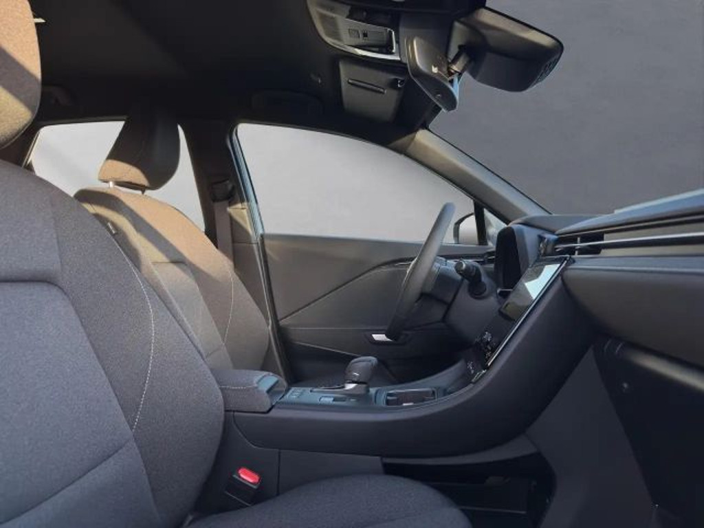 Lexus LBX