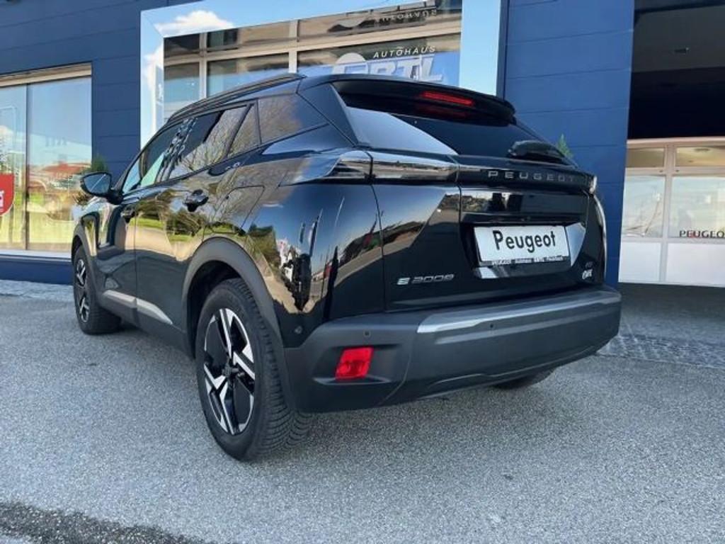 Peugeot e-2008