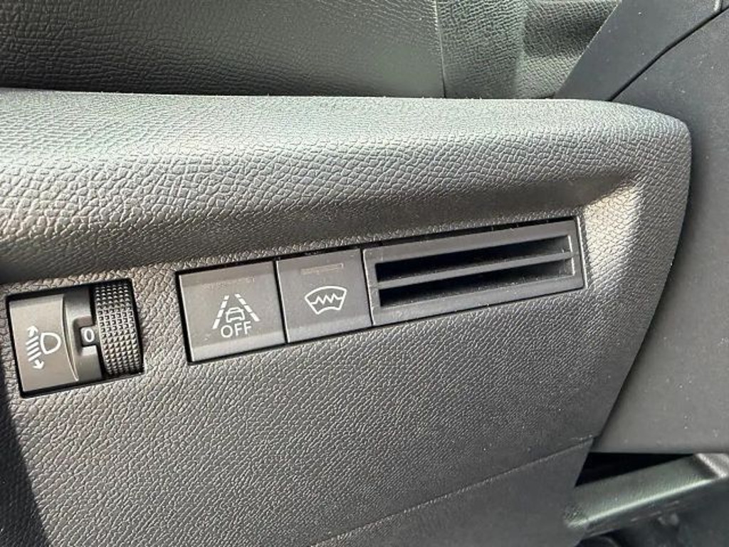 Citroën Ë-C4