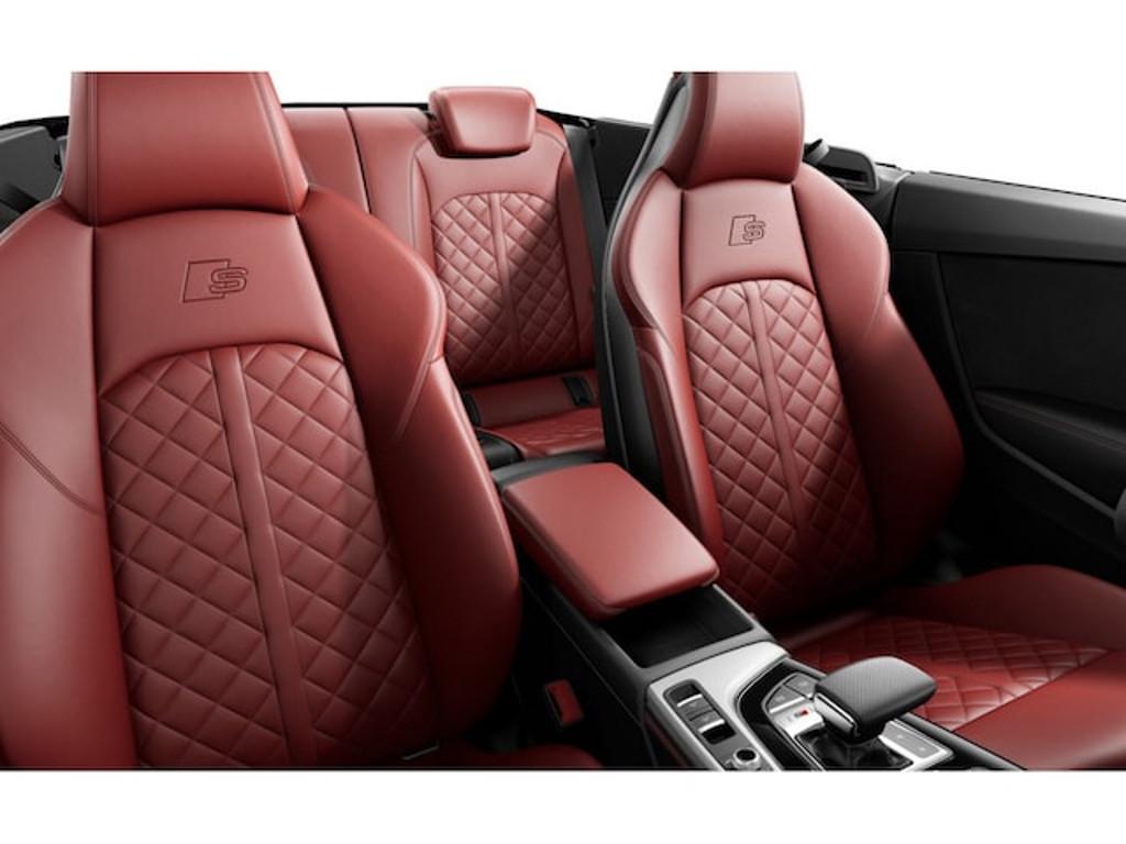 Audi S5