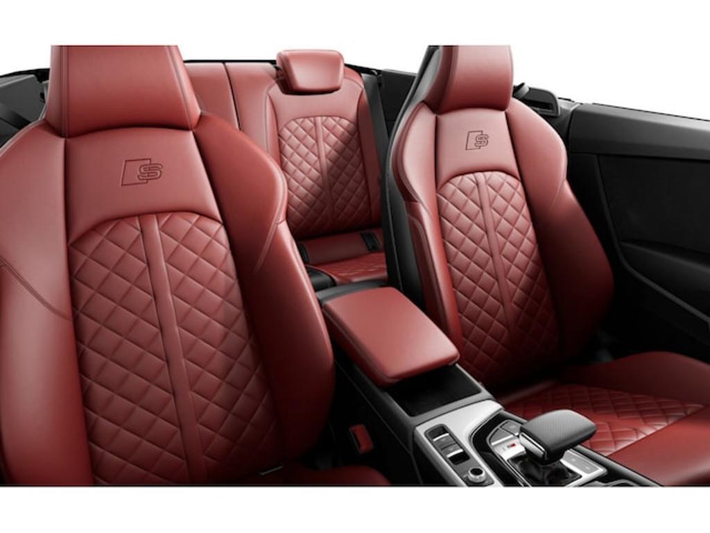 Audi S5