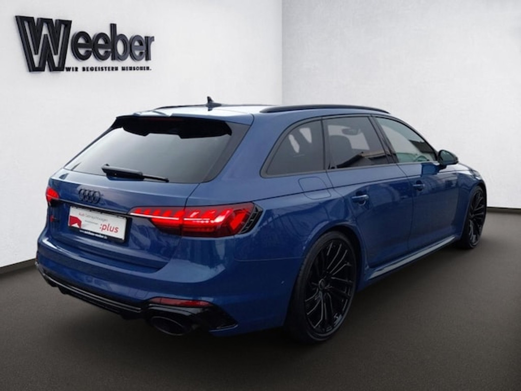 Audi RS4