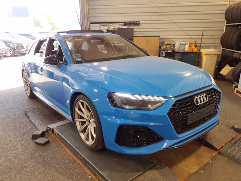Audi RS4