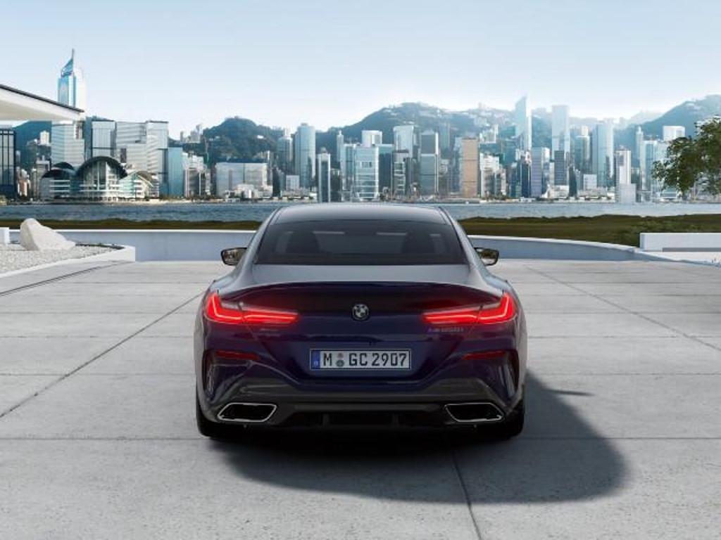 BMW M850