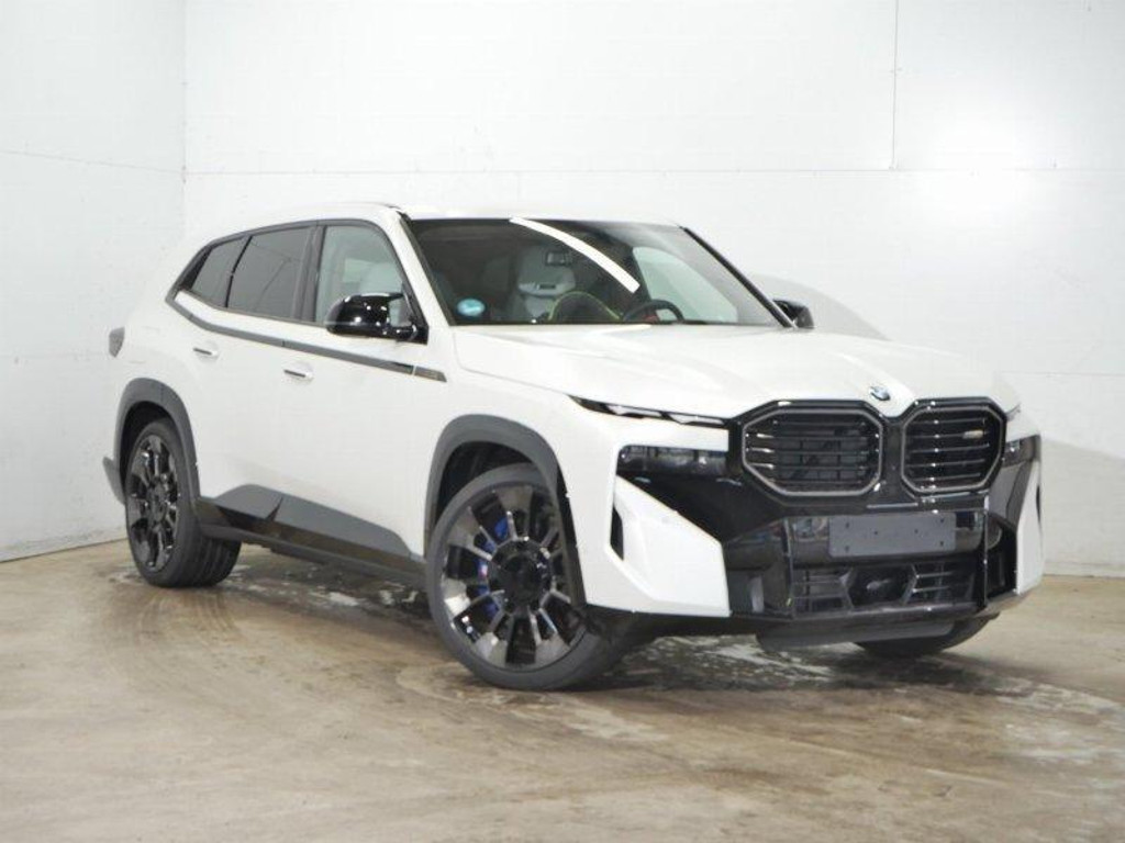 BMW XM