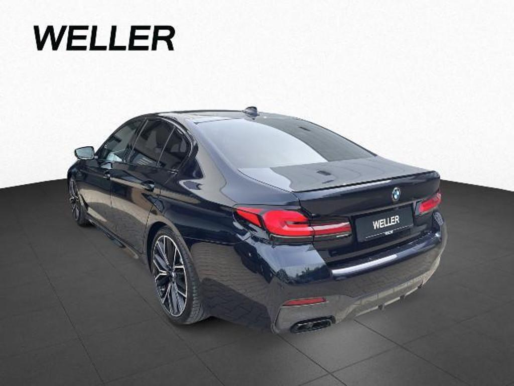 BMW M550