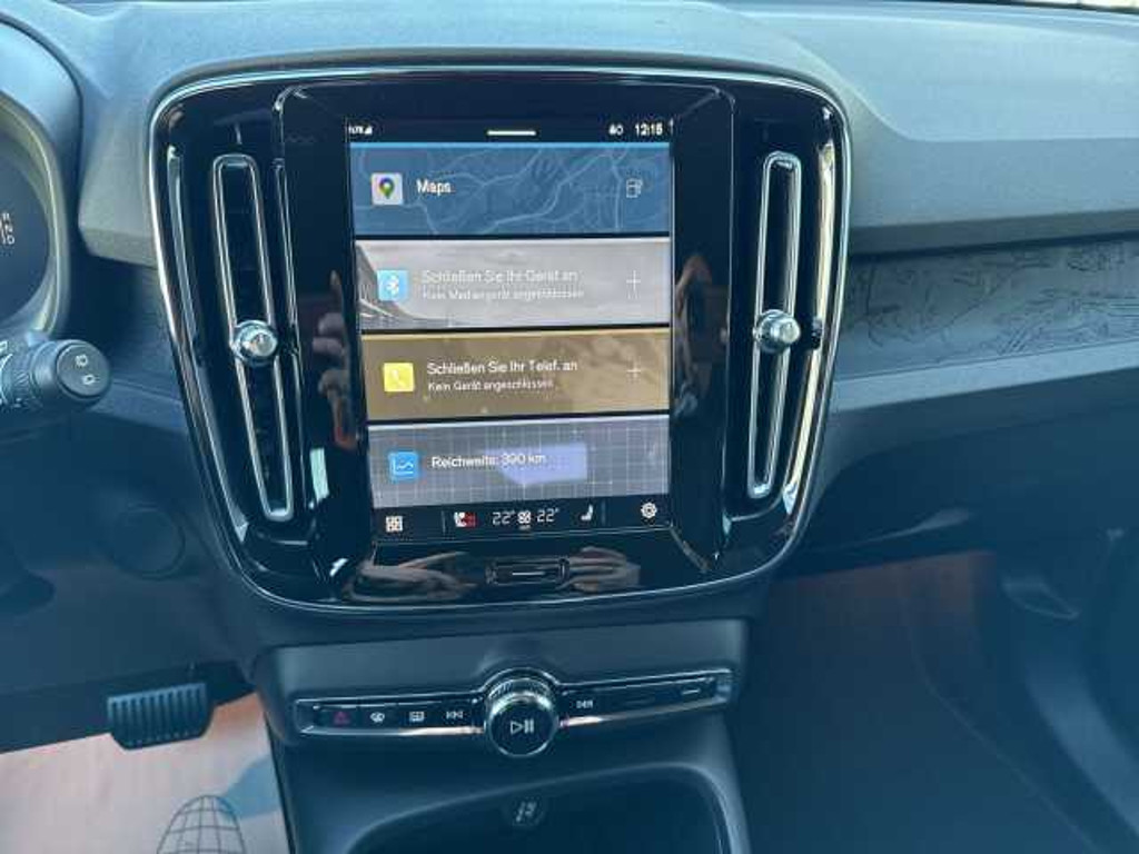 Volvo EX40