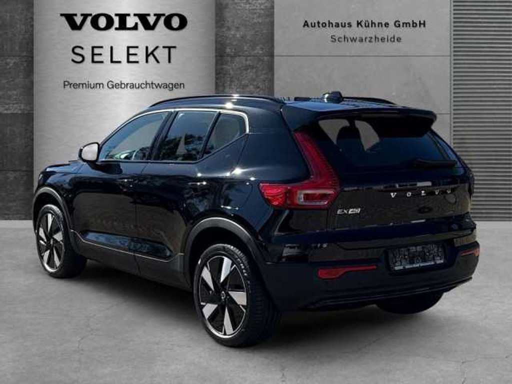 Volvo EX40