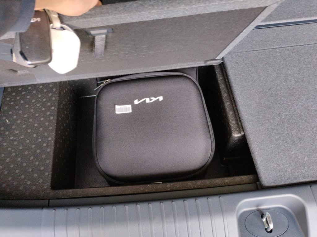 Kia PV5 Passenger