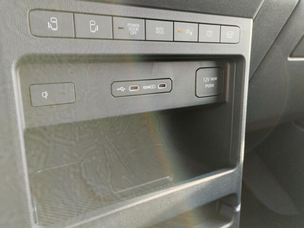 Kia PV5 Passenger