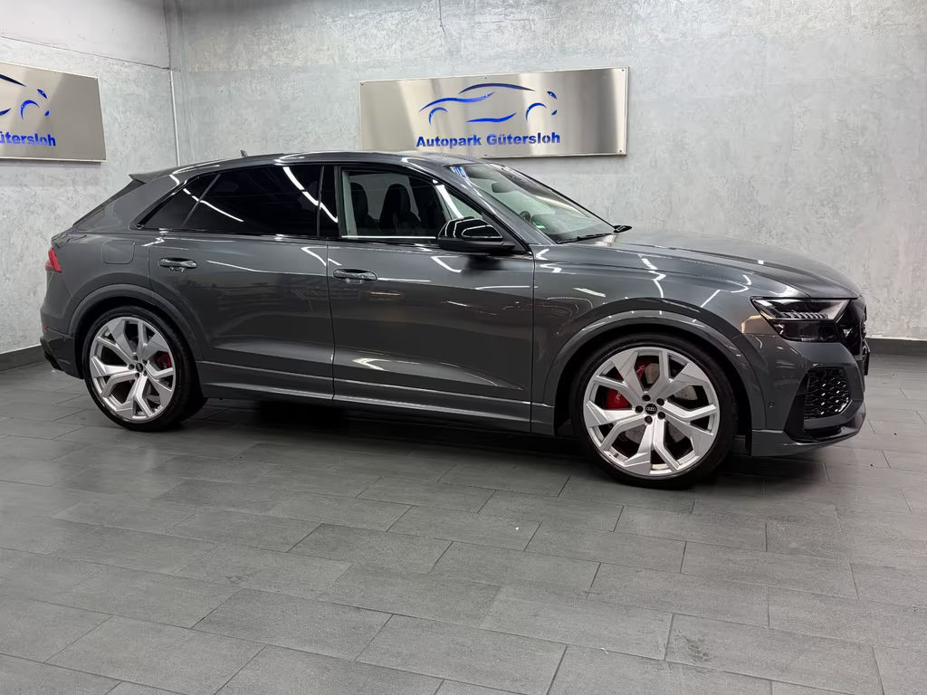 Audi RS Q8