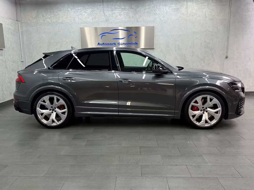 Audi RS Q8
