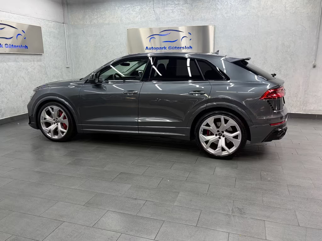 Audi RS Q8